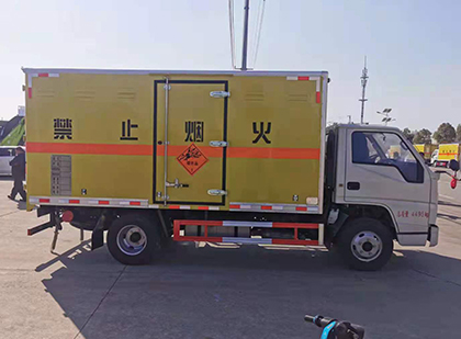 津南爆破器材运输车技术升级与安全合规新趋势